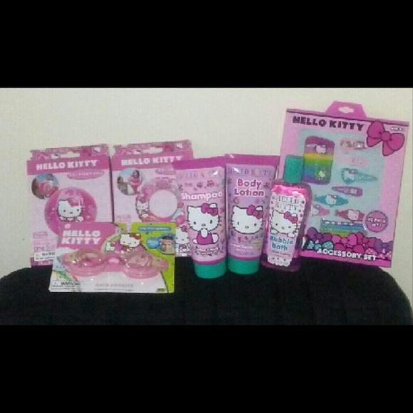 Hello Kitty Accessories - Hello Kitty Accessories