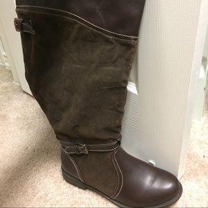 Avenue Boots