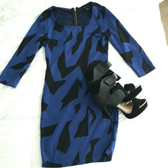 Super cute black and blue dress - Picture 1 of 4