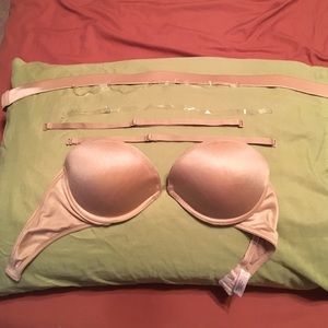 VS Wear 50 Ways Bra 34D!!! With Straps!!