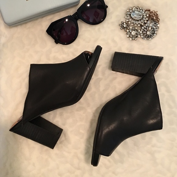 ❌💸SOLD. Jeffrey Campbell druid open toe heel, 9.5