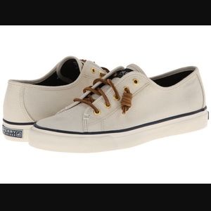 Sperry Sneakers