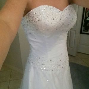 Wedding dress