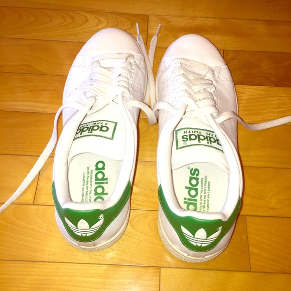 Adidas white and green tennis shoes 7.5 boys/8.5 w