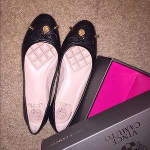 Vince Camuto Ballet flats