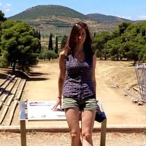 Meet your Posher, Stephanie