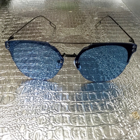 Black & Blue Sunglasses - Picture 2 of 4