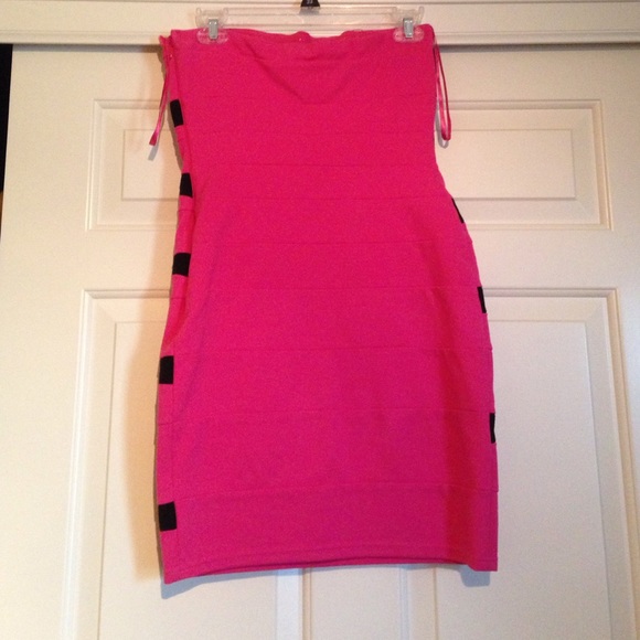 Bodycon strapless dress - Picture 2 of 2