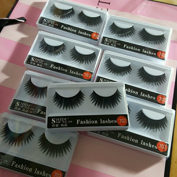 Other - 8 pairs false eyelashes #702
