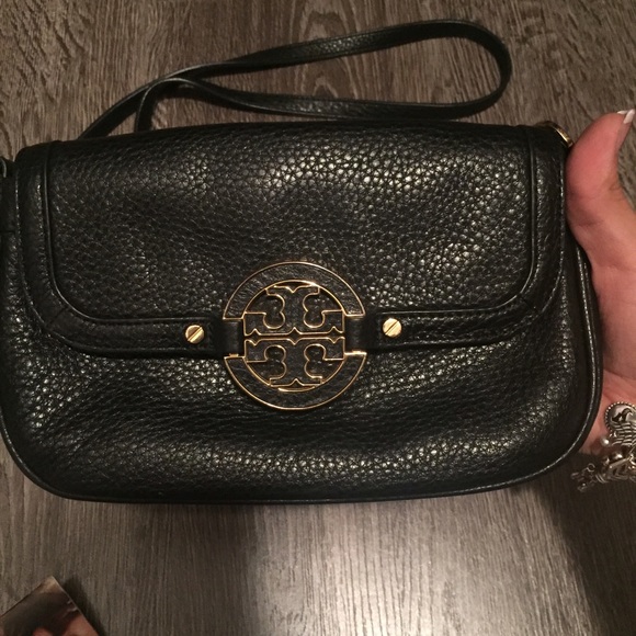 BUNDLED/Tory Burch Amanda mini crossbody 😍 - Picture 3 of 4