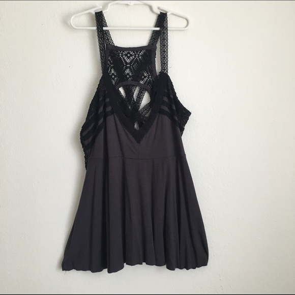 CROSS LACED TANK