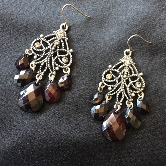 Jewelry - Dangle Earrings