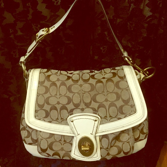 👛Coach Purse👛 - Picture 1 of 4
