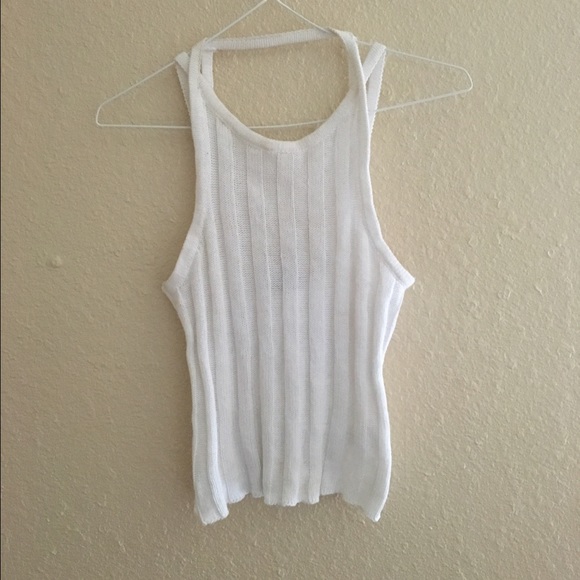 White ribbed crop top