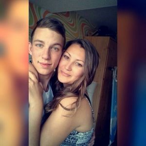 Meet your Posher, Stefanie