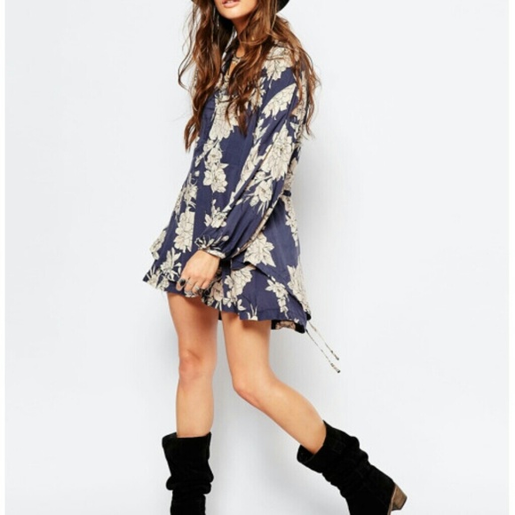 Free People Dresses & Skirts - Free People Shake it Tunic Dress