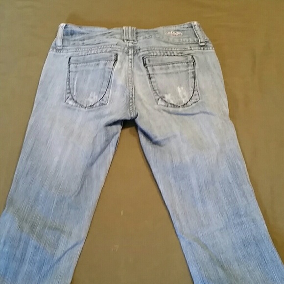 REFUGE LIGHT WASH JEANS - Picture 4 of 4