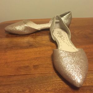 Alice&Olivia gold flats