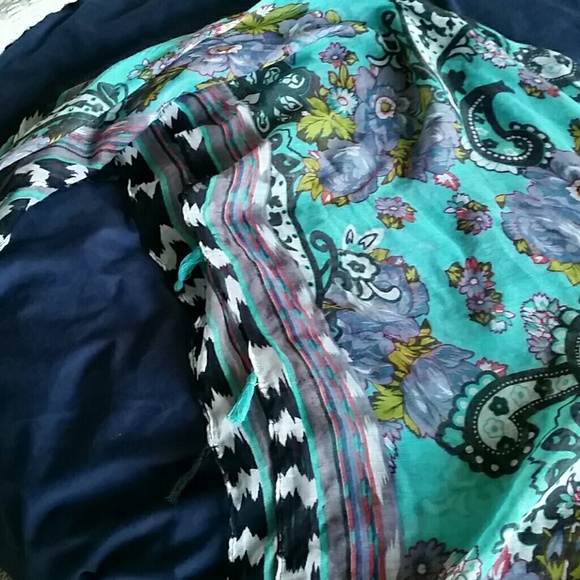 Fun Scarf - Picture 3 of 3