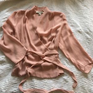 Forever 21 medium blush blouse with tie