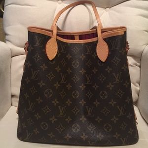 LV NEVER FULL MM LIKE NEW W BOX AND PAPERWORK