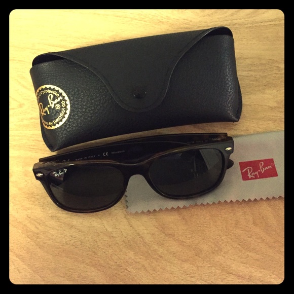 NEED TO GO Ray-ban Polarized New Wayfarer