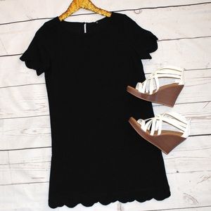 Kensie Black Short Sleeve Scallop Dress