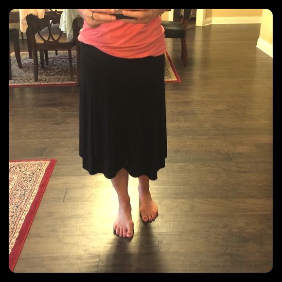 DUO Maternity Stretch Skirt - Large very comfy