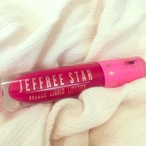 Jeffree Star *MASOCHIST* Velour Liquid Lipstick