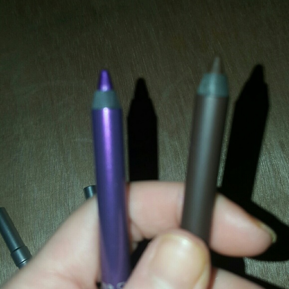 🔥FLASH SALE🔥Urban Decay 24/7 glide on eye pencil - Picture 4 of 4