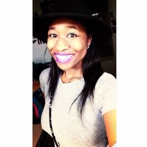 Meet your Posher, Taryn