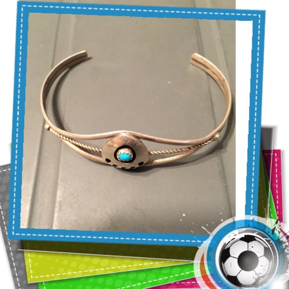 Vintage Mexico bear paw bracelet with turqoise
