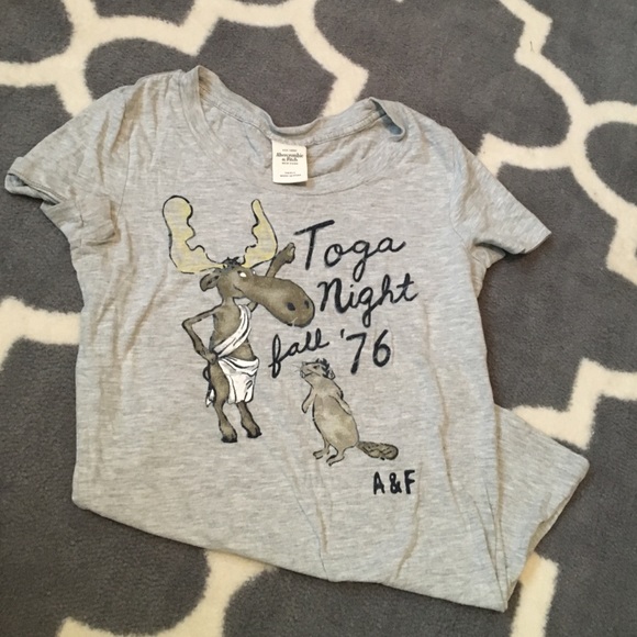 A&F tee