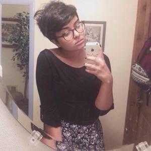 Meet your Posher, Cecilia