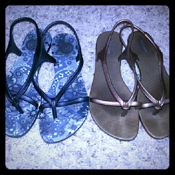 Old Navy Shoes - 2 pair old navy sandals black bronze sz 7