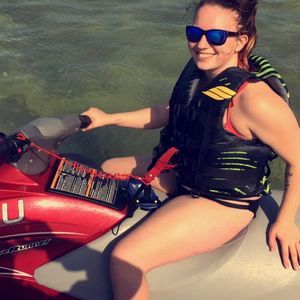 Meet your Posher, Kayla