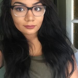 Meet your Posher, Aliya