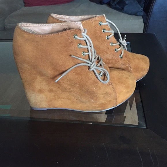 Jefferey Cambell 99 tie up suede shoes