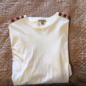 Burberry t-shirt