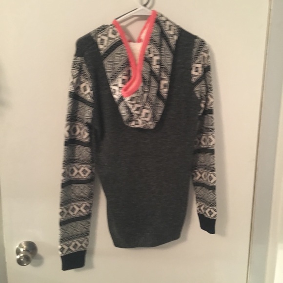 very soft hoodie - Picture 2 of 2