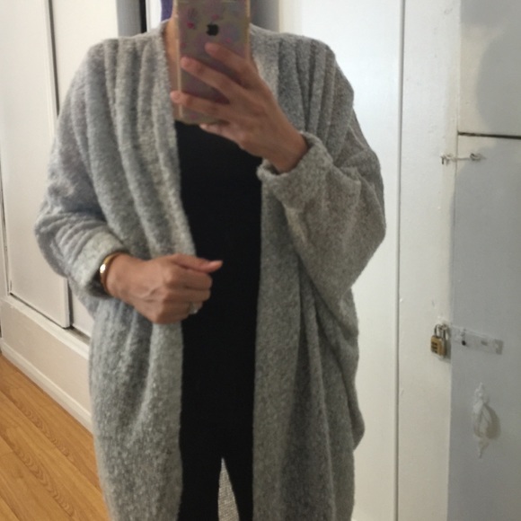 | New |🐳Last One Comfy gray cardigan - Picture 2 of 3