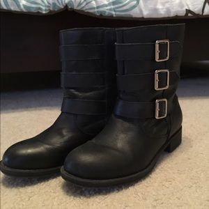 Kenneth Cole black boots