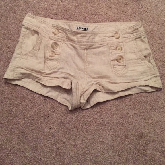 Express linen shorts