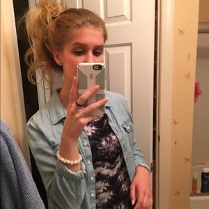 Meet your Posher, Avery