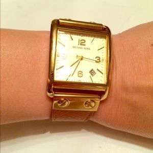 Michael Kors brown leather band watch
