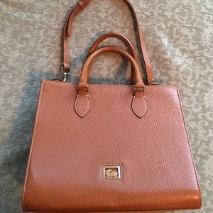 Dooney Bourke purse. (Dillen)