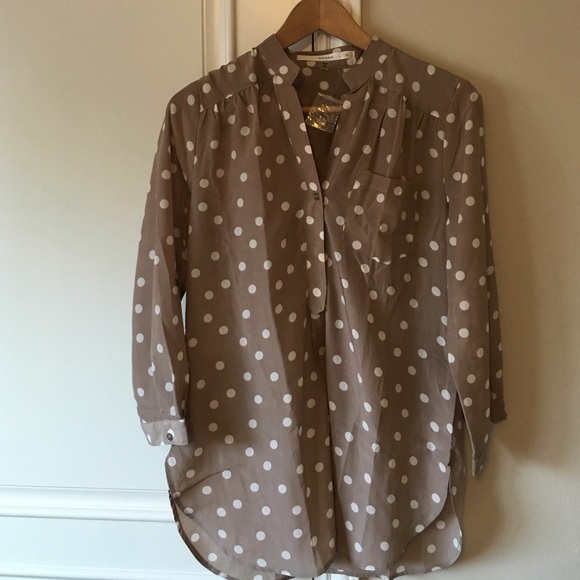 Polka dot 3/4 sleeve blouse