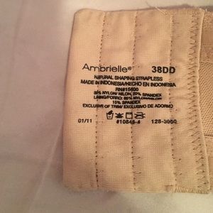 Black and Tan strapless bras Bundle