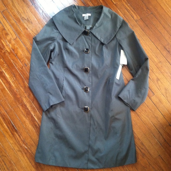 Vertigo Paris Jackets & Blazers - Cute Trench With Bow Detail