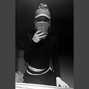 Meet your Posher, Hailey